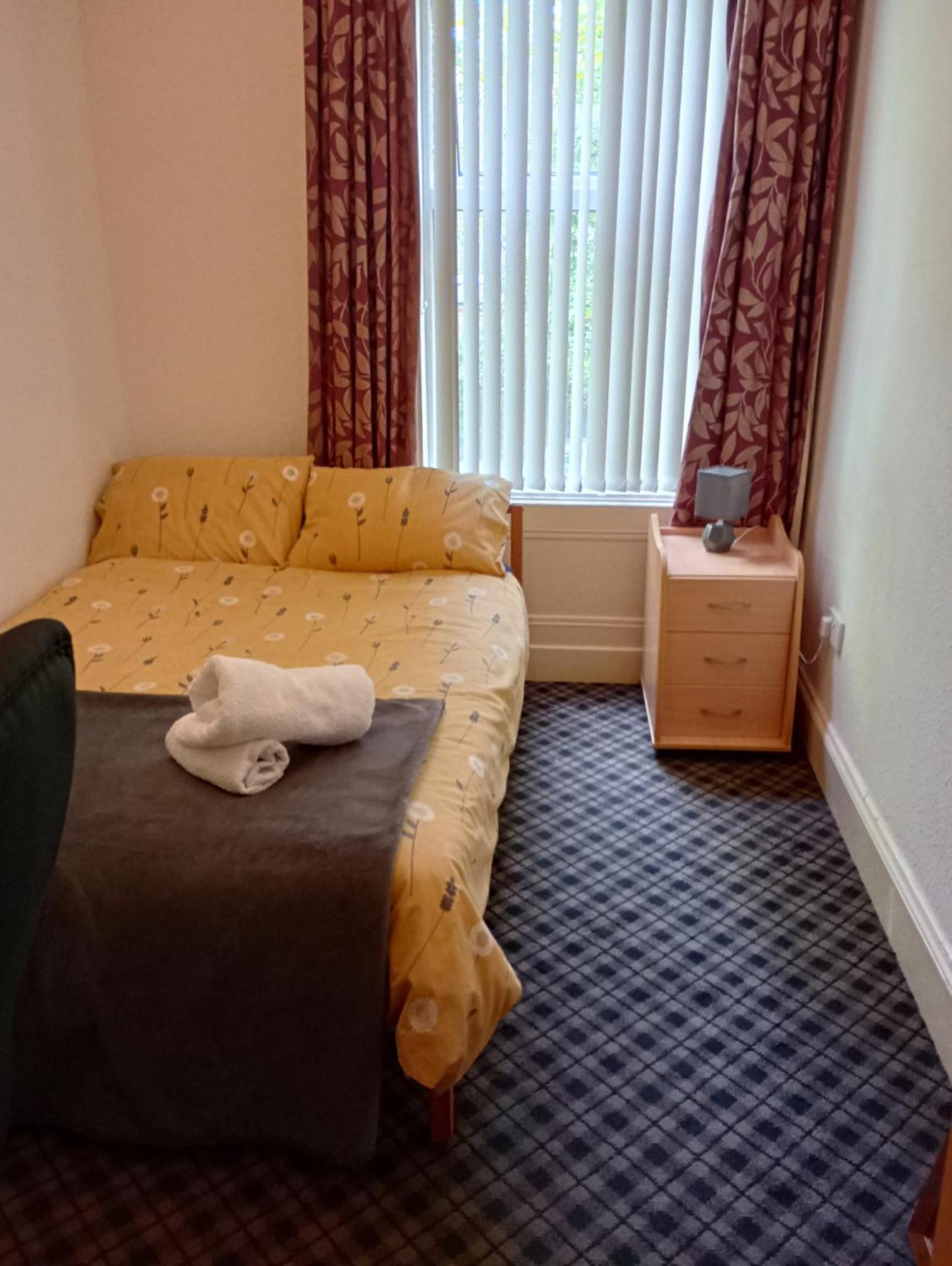 Malone Townhouse Bed and Breakfast Belfast Exteriör bild